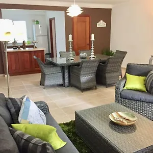  Apartment Los Corozos E1, Guavaberry Golf & Country Club